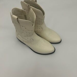 Art Class Cream Ankle Boots